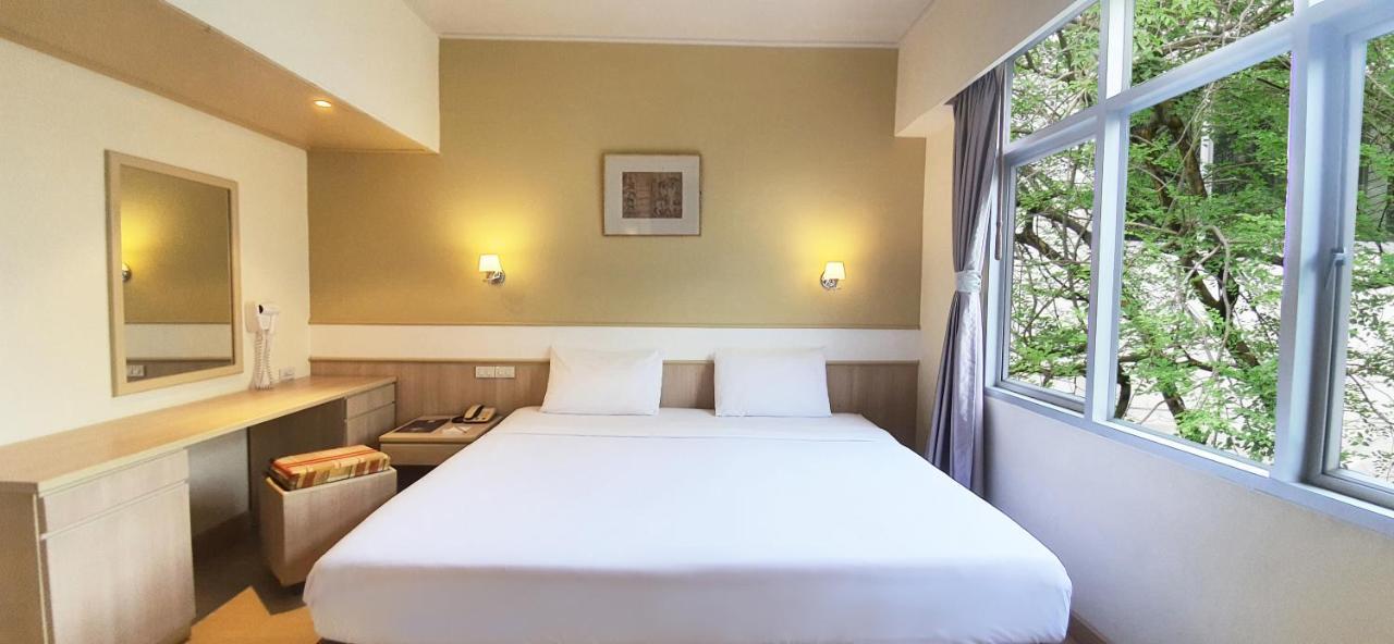 Trang Hotel, Bangkok